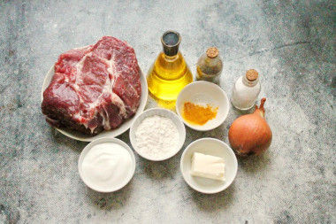 Бефстроганов из свинины со сметаной