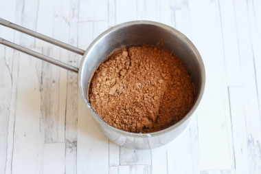 Домашний шоколад из какао и молока