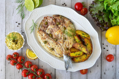 Филе дорадо на сковороде