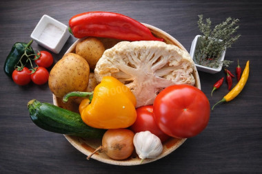 Картошка с овощами в аэрогриле