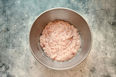 Классические котлеты из свинины