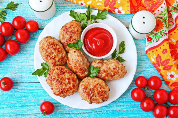 Классические котлеты из свинины