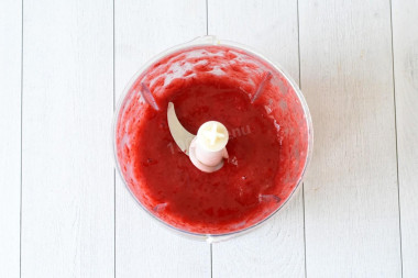 Клубничный крем для торта