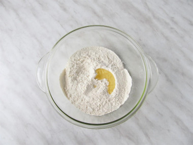 Кутабы с зеленью и сыром