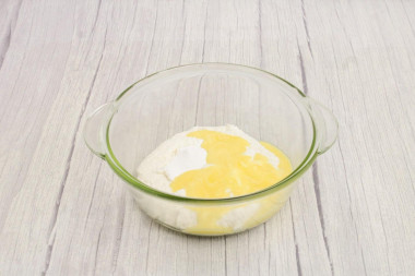 Манник с изюмом