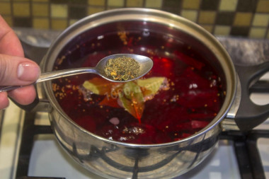 Маринованные яйца куриные