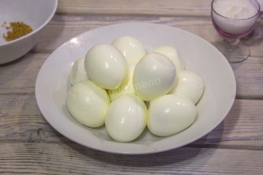 Маринованные яйца куриные