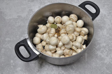 Маринованные шампиньоны вкусные домашние