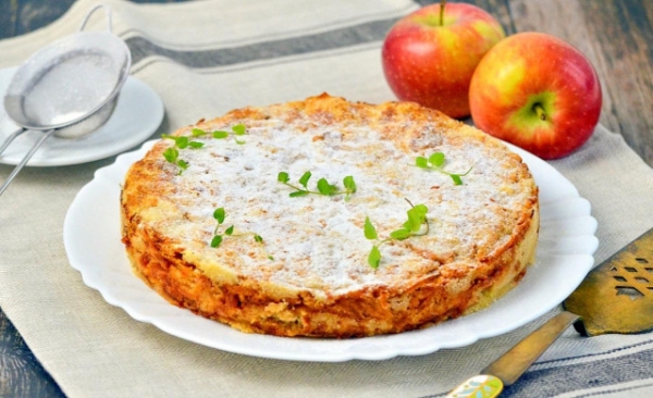 Насыпной пирог с яблоками