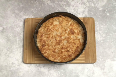 Насыпной пирог с яблоками