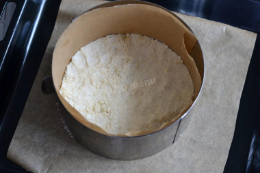 Насыпной пирог с творогом и яблоками в духовке