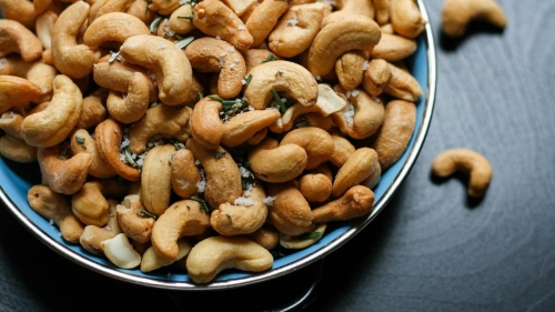 Орехи кешью: чем они полезны и какие есть противопоказания к их потреблению