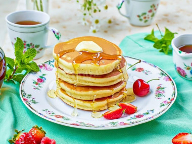 Панкейки на молоке пышные