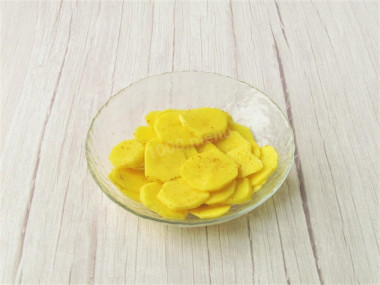 Пирог с картошкой и курицей в духовке