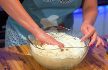 Пирожки с капустой мясом в духовке