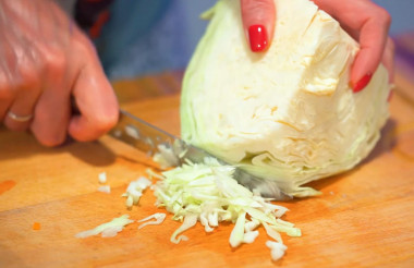 Пирожки с капустой мясом в духовке