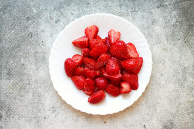 Пюре клубничное