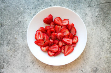 Пюре клубничное