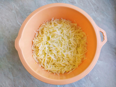 Рулет из лаваша с яйцом и сыром