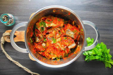 Рыба под маринадом из моркови и лука