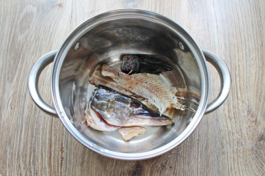 Рыбный бульон прозрачный