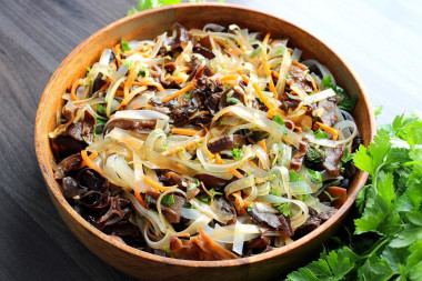 Салат из китайских древесных грибов