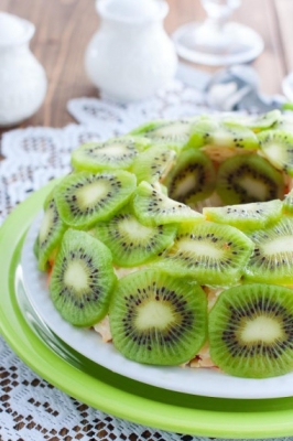 Салат Малахитовый браслет с киви