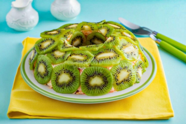 Салат Малахитовый браслет с киви