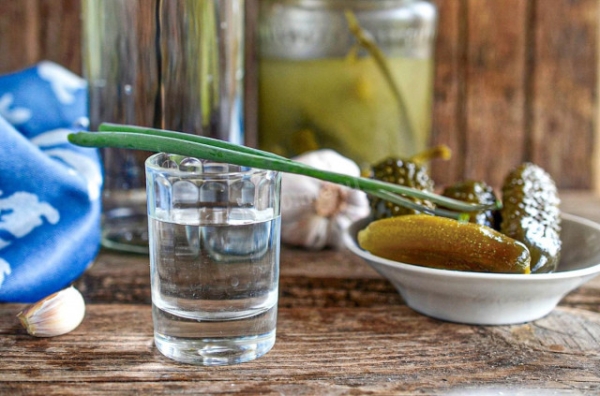 Самогон из сахара и дрожжей