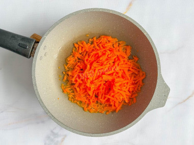 Щи с фрикадельками