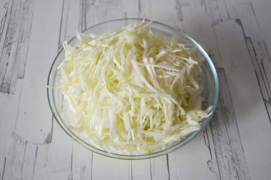 Щи с капустой с курицей классические