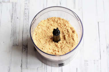 Шоколадная колбаса из печенья и какао классическая