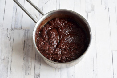 Шоколадная колбаса из печенья и какао классическая