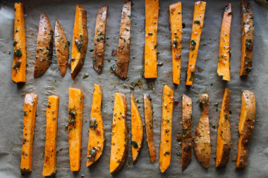 Сладкий батат запеченный в духовке с сыром