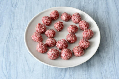 Суп с фрикадельками классический