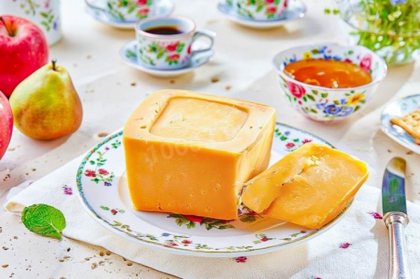 Сыр сывороточный Брюност