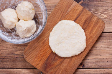 Сырные лепешки на сковороде