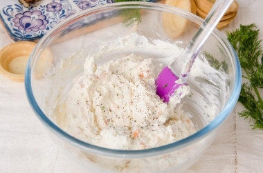 Тарталетки с семгой и сыром