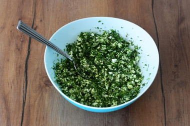 Азербайджанские кутабы с зеленью