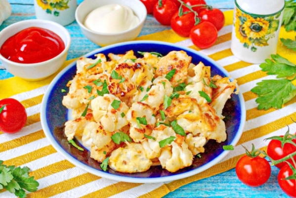 Цветная капуста с сыром на сковороде