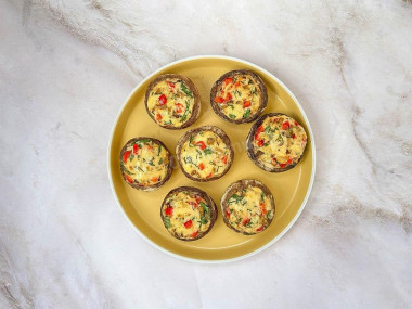 Фаршированные шампиньоны в аэрогриле