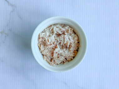 Японский рулет из риса и тунца