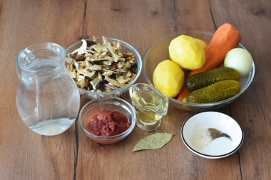 Постная солянка с грибами