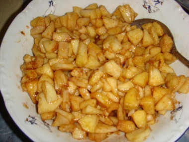 Постный яблочный штрудель