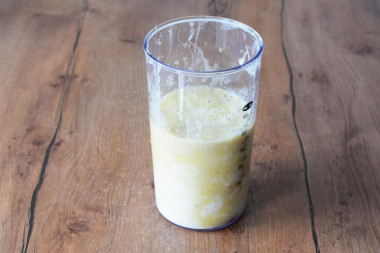 Смузи банан апельсин