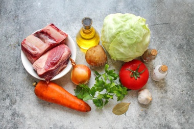 Суп с капустой и мясом