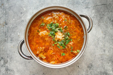 Суп с капустой и мясом