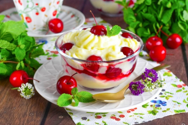 Заварной крем с вишней