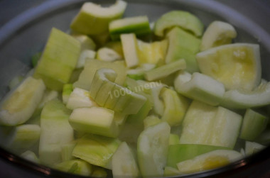Кабачковая икра с майонезом и томатной пастой на зиму
