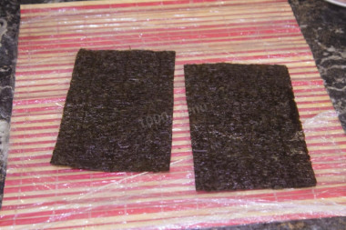 Ролл Филадельфия с лососем в домашних условиях